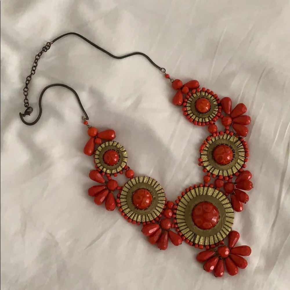 Statement Necklace! 🧡